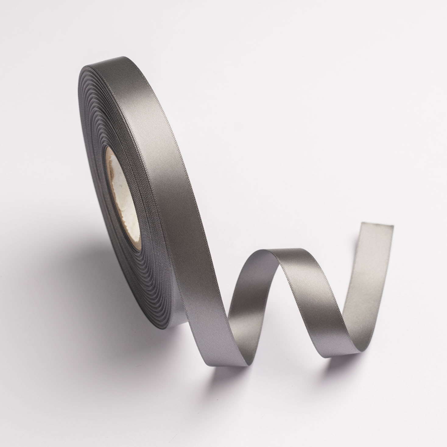 Κορδέλα σατέν γκρι με ούγια 16mm 50m διπλής όψης