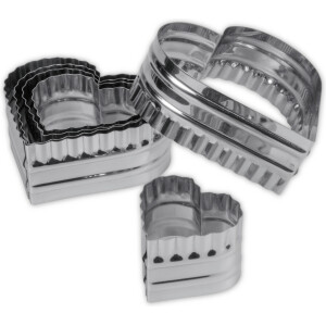 Κουπάτ καρδιές ίσια και οδοντωτά ανοξείδωτα 6τεμ Staedter