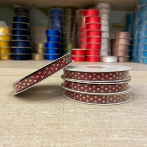 Κορδέλα μπορντώ- χρυσό πουά 9mm 20m