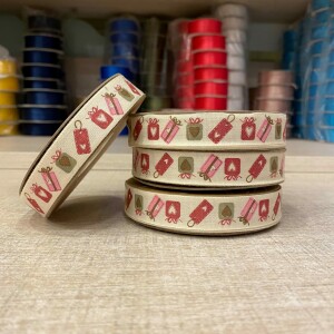 Κορδέλα ιβουάρ με δώρα κάθετα και πλάγια 15mm 20m