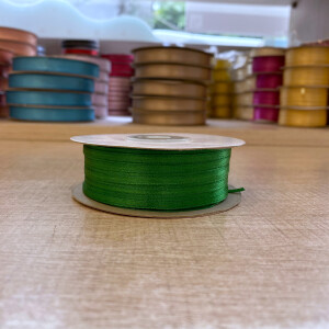 Κορδέλα σατέν πράσινο 3mm 100m διπλής όψης