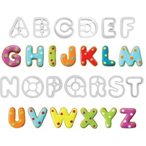 Κουπάτ γράμματα 5cm PME