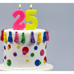 Alternative view of Κερί 9 ανάγλυφο 7cm Sugart